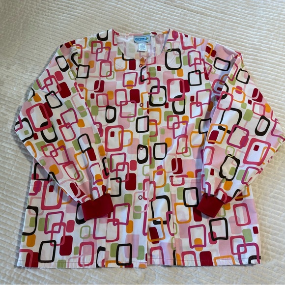 Lot of 3 Scrub Uniform Lab Coats Size Medium - Picture 5 of 10